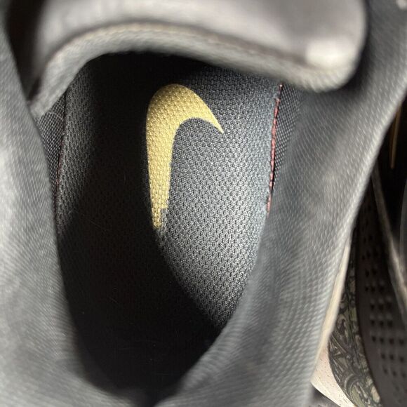 Nike Black and Gold Athletic Shoes - Picture 8 of 12